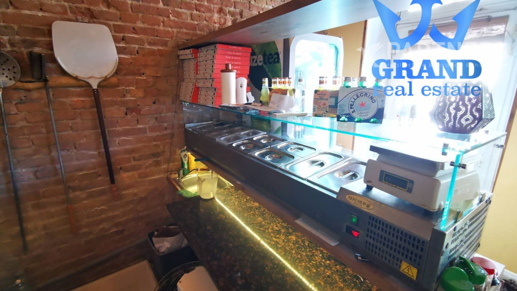 *TOP ZABEHNUTÁ NEAPOLSKÁ PIZZERIA + BÝVANIE* MLYNSKĚ NIVY, BRATISLAVA, Reštaurácia+Byt, 117m2, uprostred business zóny, or