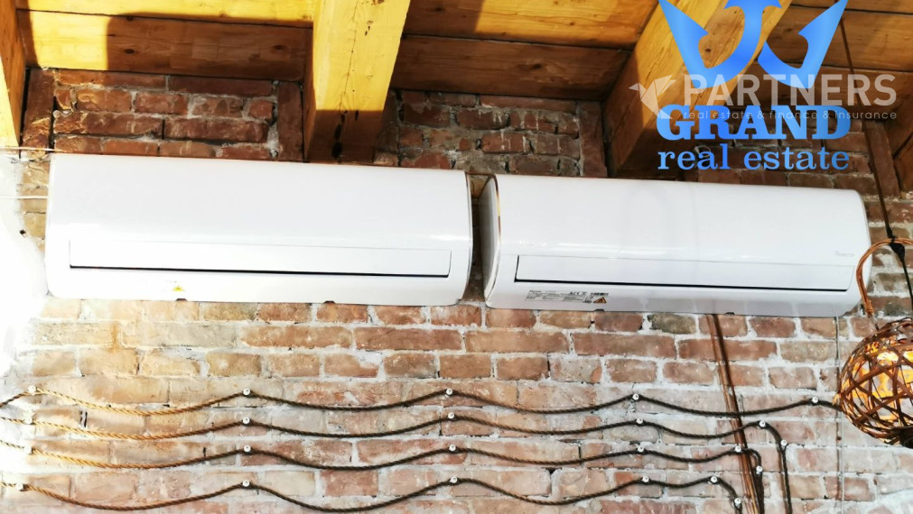 *TOP ZABEHNUTÁ NEAPOLSKÁ PIZZERIA + BÝVANIE* MLYNSKĚ NIVY, BRATISLAVA, Reštaurácia+Byt, 117m2, uprostred business zóny, or