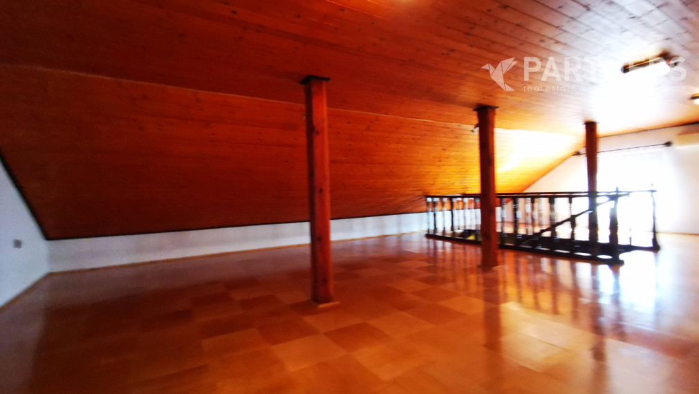 HOT PONUKA ! PLAVECKÝ ŠTVRTOK, 7i RODINNÝ DOM, 274 m², príjemné prostredie, záhrada s bazénom, or