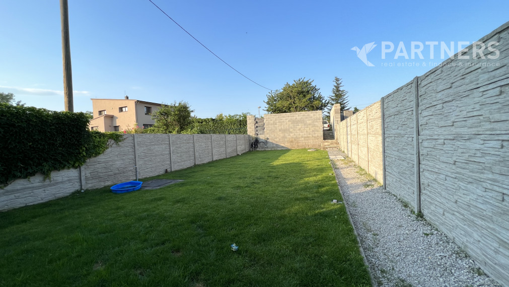 NOVOSTAVBA SKOLAUDOVANÉHO 4i RD V RUŽINOVE - OBLASŤ DOMOVÉ ROLE! az