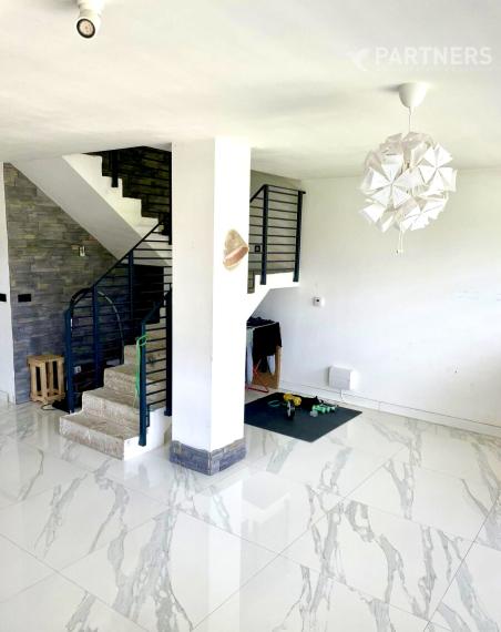 NOVOSTAVBA SKOLAUDOVANÉHO 4i RD V RUŽINOVE - OBLASŤ DOMOVÉ ROLE! az