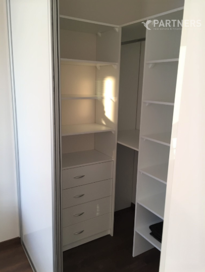 NOVOSTAVBA SKOLAUDOVANÉHO 4i RD V RUŽINOVE - OBLASŤ DOMOVÉ ROLE! az