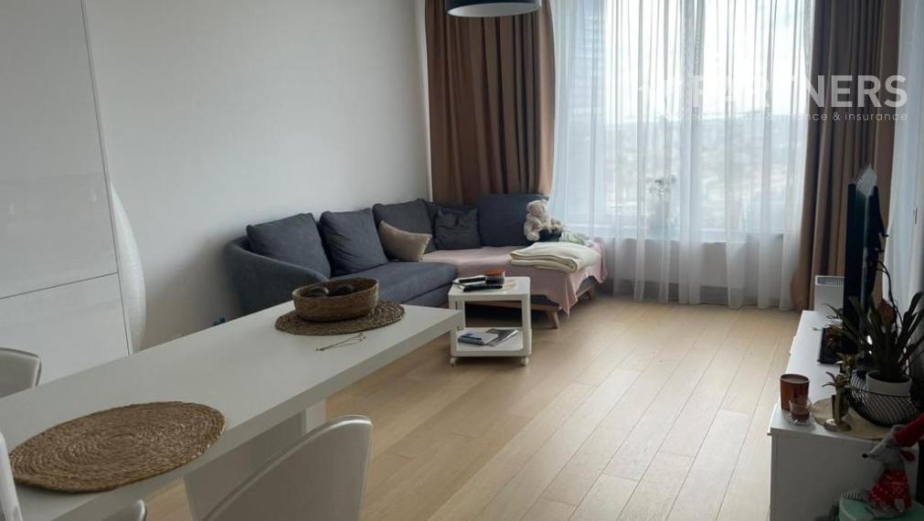 SKYPARK ! PRENÁJOM! 2i BYT s PARKINGOM! KOMPLET ZARIADENÝ!az