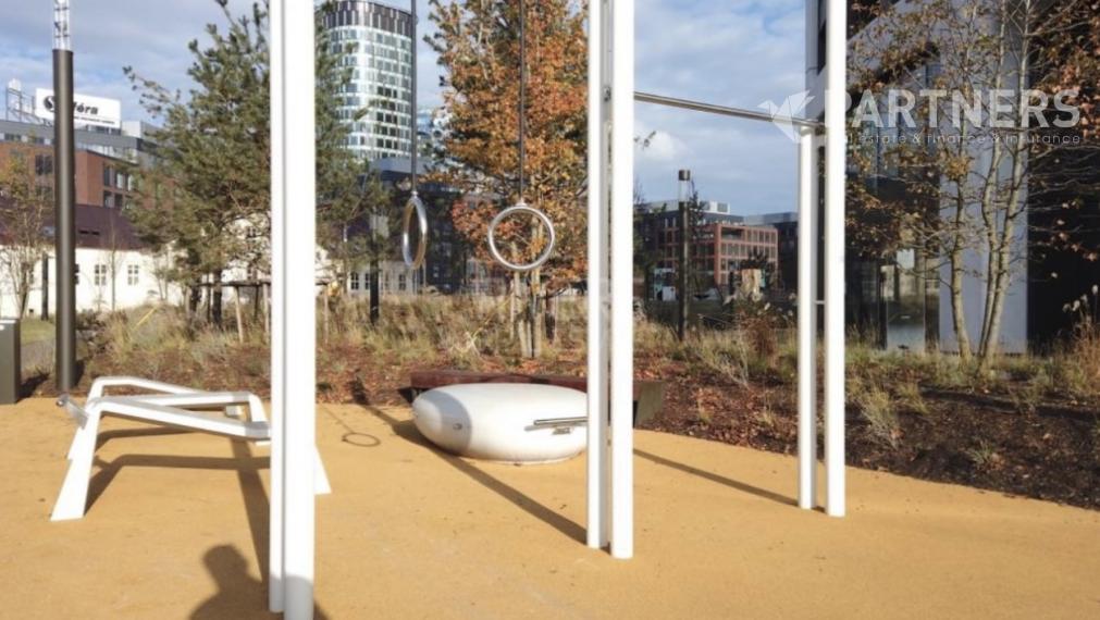 SKYPARK ! PRENÁJOM! 2i BYT s PARKINGOM! KOMPLET ZARIADENÝ!az