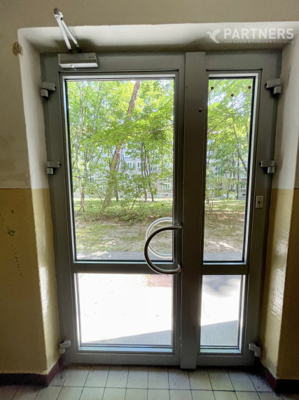 RAČIANSKE MÝTO, PRIESTRANNÝ 3 izb. BYT v tehlovom bytovom dome! zj