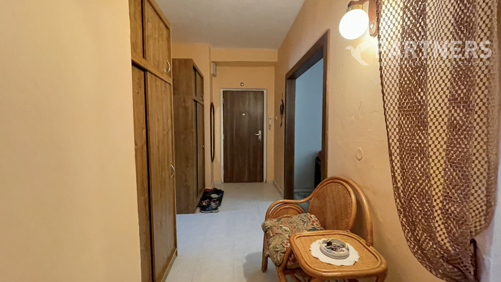 RAČIANSKE MÝTO, PRIESTRANNÝ 3 izb. BYT v tehlovom bytovom dome! zj