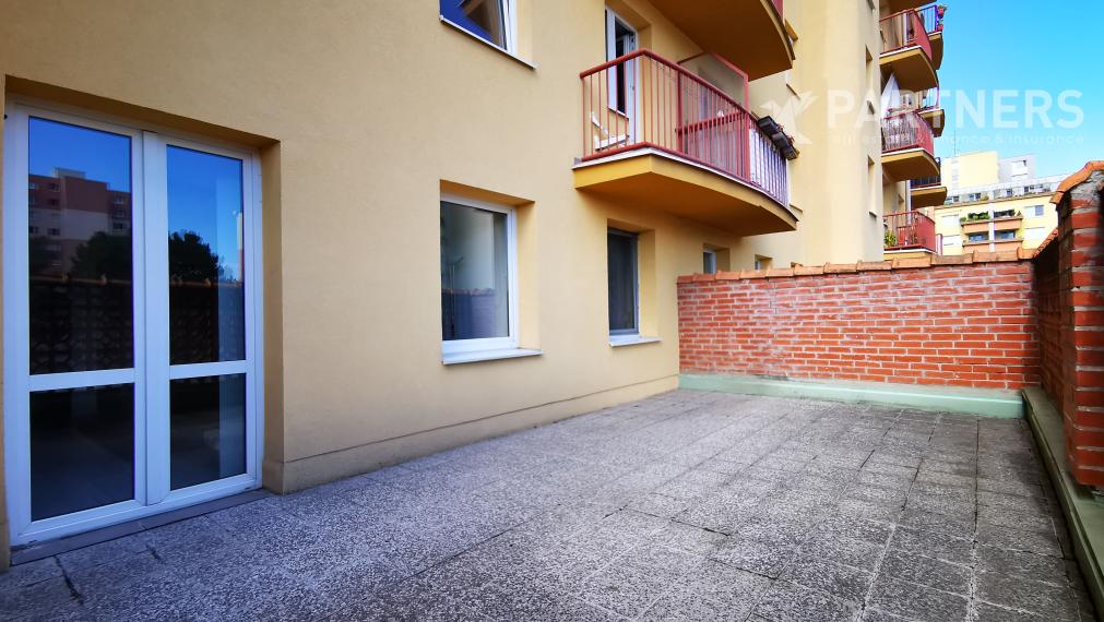 VLASTNÁ TERASA ! POD ZÁHRADAMI, BRATISLAVA - DÚBRAVKA, 4i veľký byt. 142m2, príjemné prostredie / OR