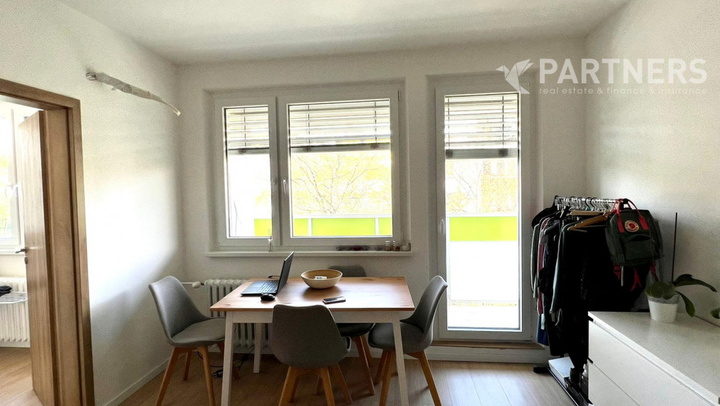 PREDAJ 4I BYTU S VEĽKOU LOGGIOU V KRÁSNOM PROSTREDÍ ! NEMČÍKOVA ul., DÚBRAVKA, az