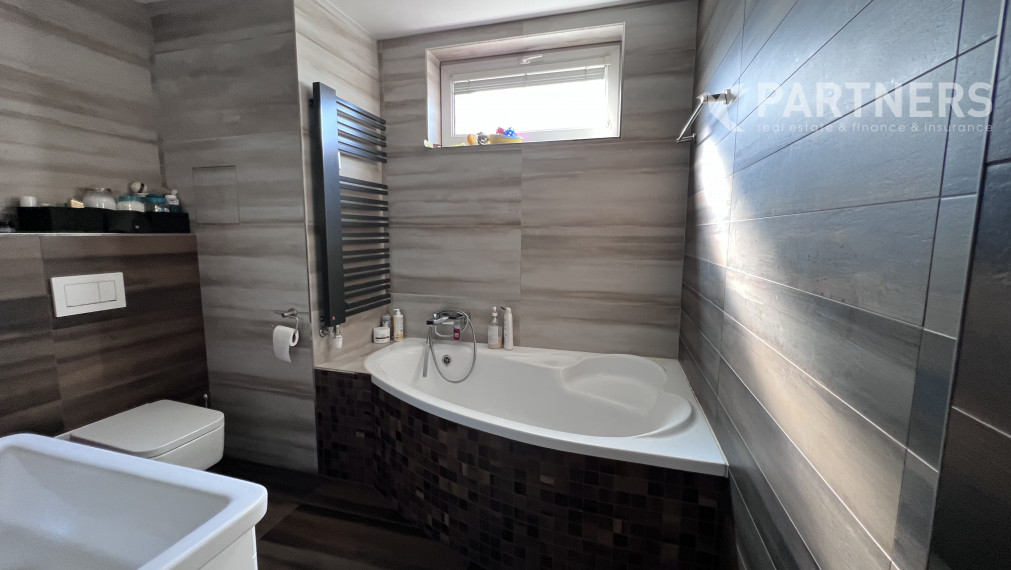 VÝBORNÁ LOKALITA! ZÁHRADNÍCKA ul., BA II, PRIESTRANNÝ  2i BYT, VEĽKÁ TERASA!