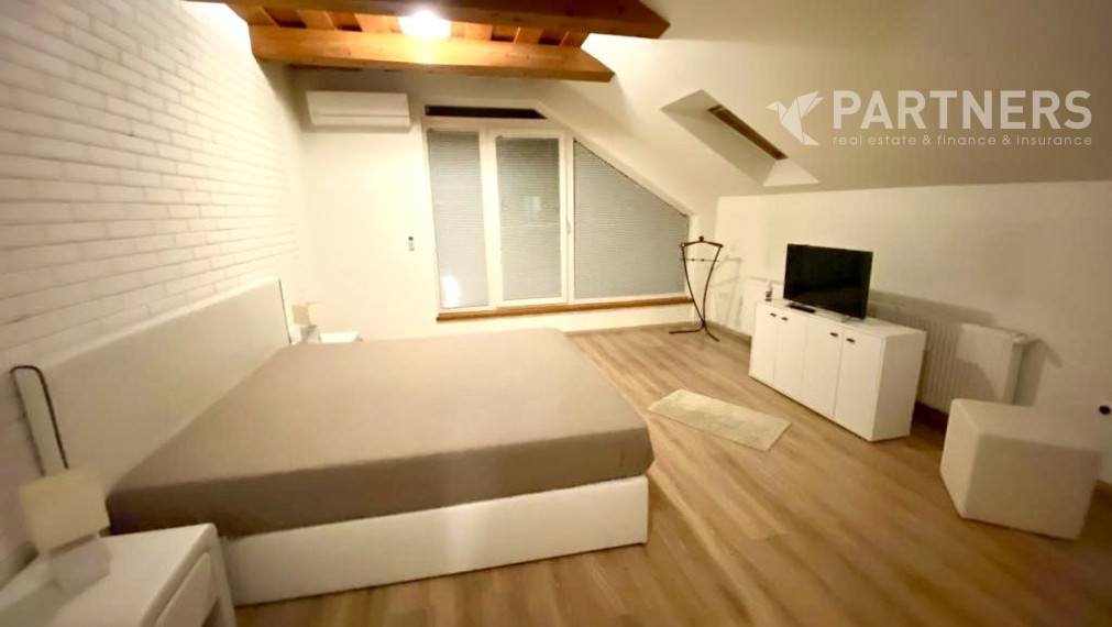 LUXUSNÝ 4i BYT S WELLNESSOM, BA I., PALACKÉHO ul., POSILŇOVŇA, SOLÁRIUM! az