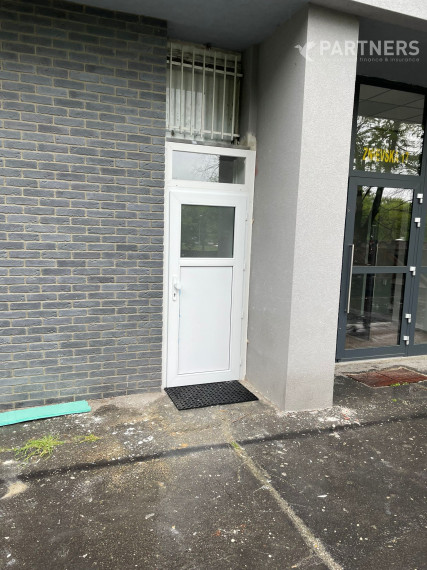 HOT PONUKA ! ZNIEVSKA 19, BRATISLAVA, 16m2, SAMOSTATNÝ VCHOD Z ULICE, or