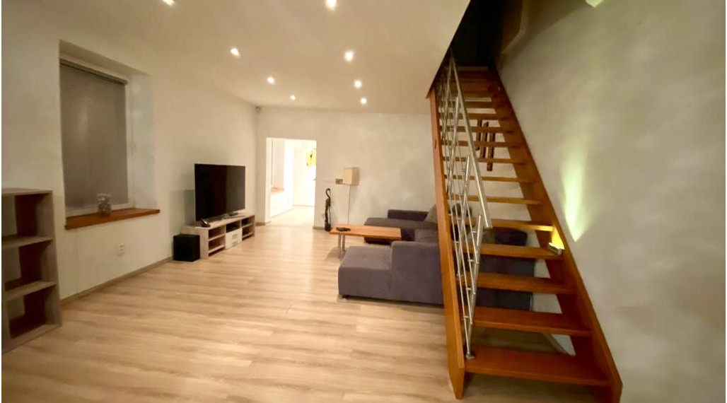 LUXUSNÝ 4i BYT S WELLNESSOM, BA I., PALACKÉHO ul., POSILŇOVŇA, SOLÁRIUM! az