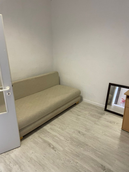 HOT PONUKA ! ZNIEVSKA 19, BRATISLAVA, 16m2, SAMOSTATNÝ VCHOD Z ULICE, or