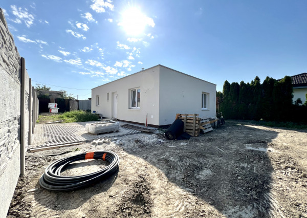 VÝHODNÁ PONUKA!  3i BUNGALOV KÚSOK OD BRATISLAVY! az