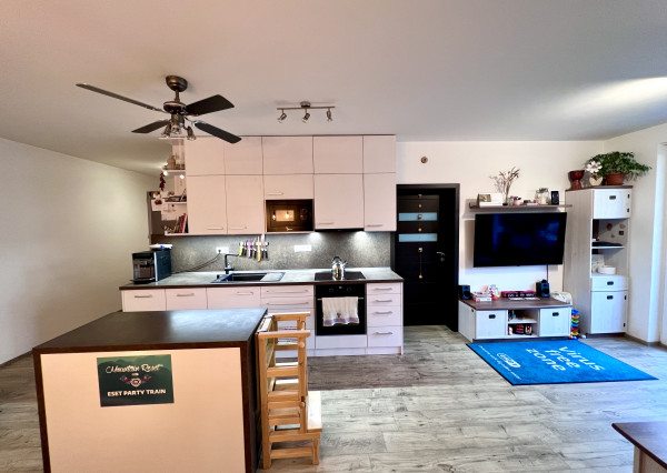 !REZERVOVANÉ! KRAMÁRE! 3i BYT S VEĽKOU LOGGIOU, NOVOSTAVBA,az